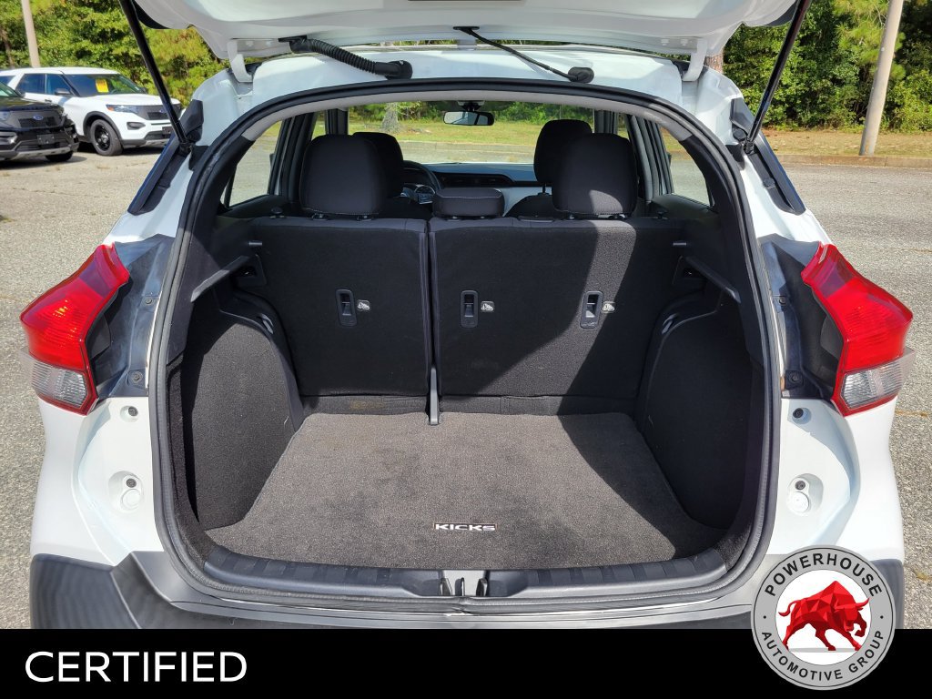 Used 2020 Nissan Kicks S FWD image 14
