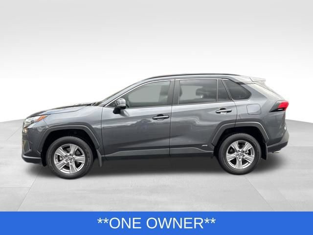 Used 2023 Toyota RAV4 XLE image 2