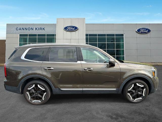 Used 2025 Kia Telluride S FWD image 5