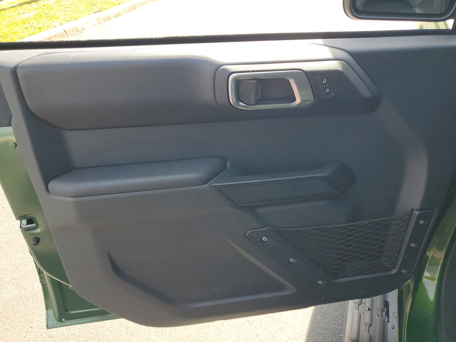 Certified 2025 Ford Bronco Outer Banks AWD/4WD image 14