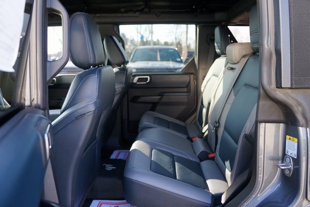 Certified 2024 Ford Bronco Outer Banks image 9