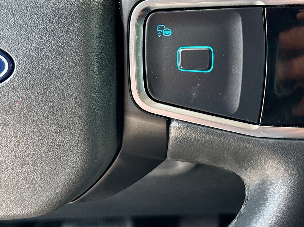 Certified 2025 Ford Expedition Active RWD image 13