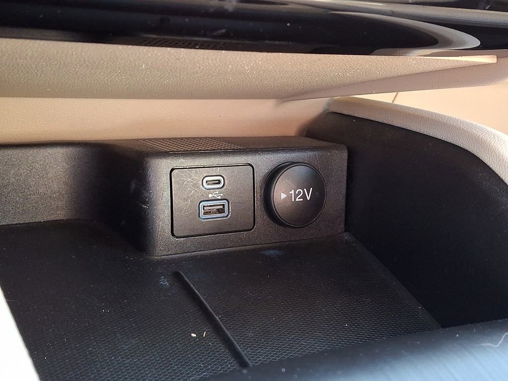 Certified 2022 Ford Escape SEL image 23