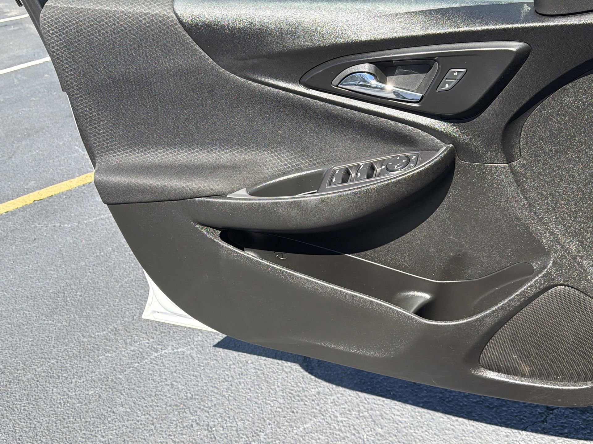 Used 2023 Chevrolet Malibu LT image 24