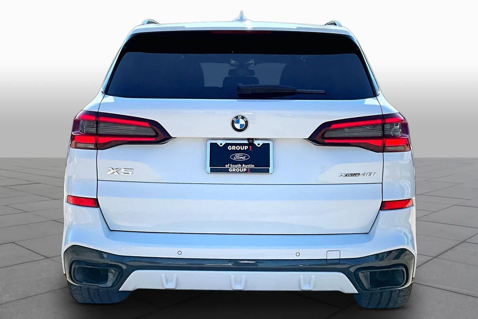 Used 2022 BMW X5 xDrive40i w/ M Sport Package AWD/4WD image 5