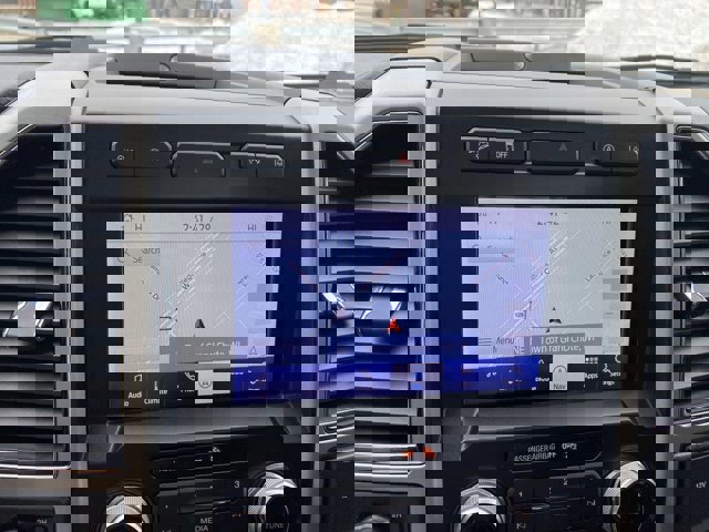 Certified 2020 Ford F150 Lariat w/ Equipment Group 502A Luxury image 17