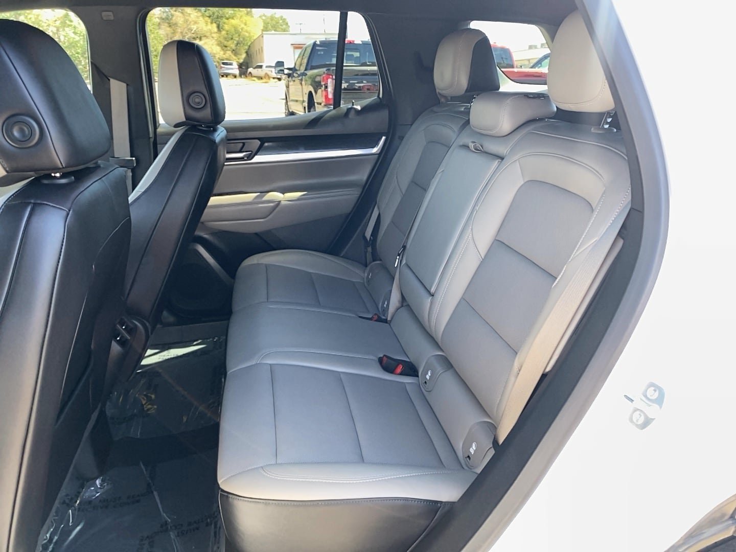 Used 2026 GMC Terrain Elevation w/ Elevation Premium Package AWD/4WD image 10
