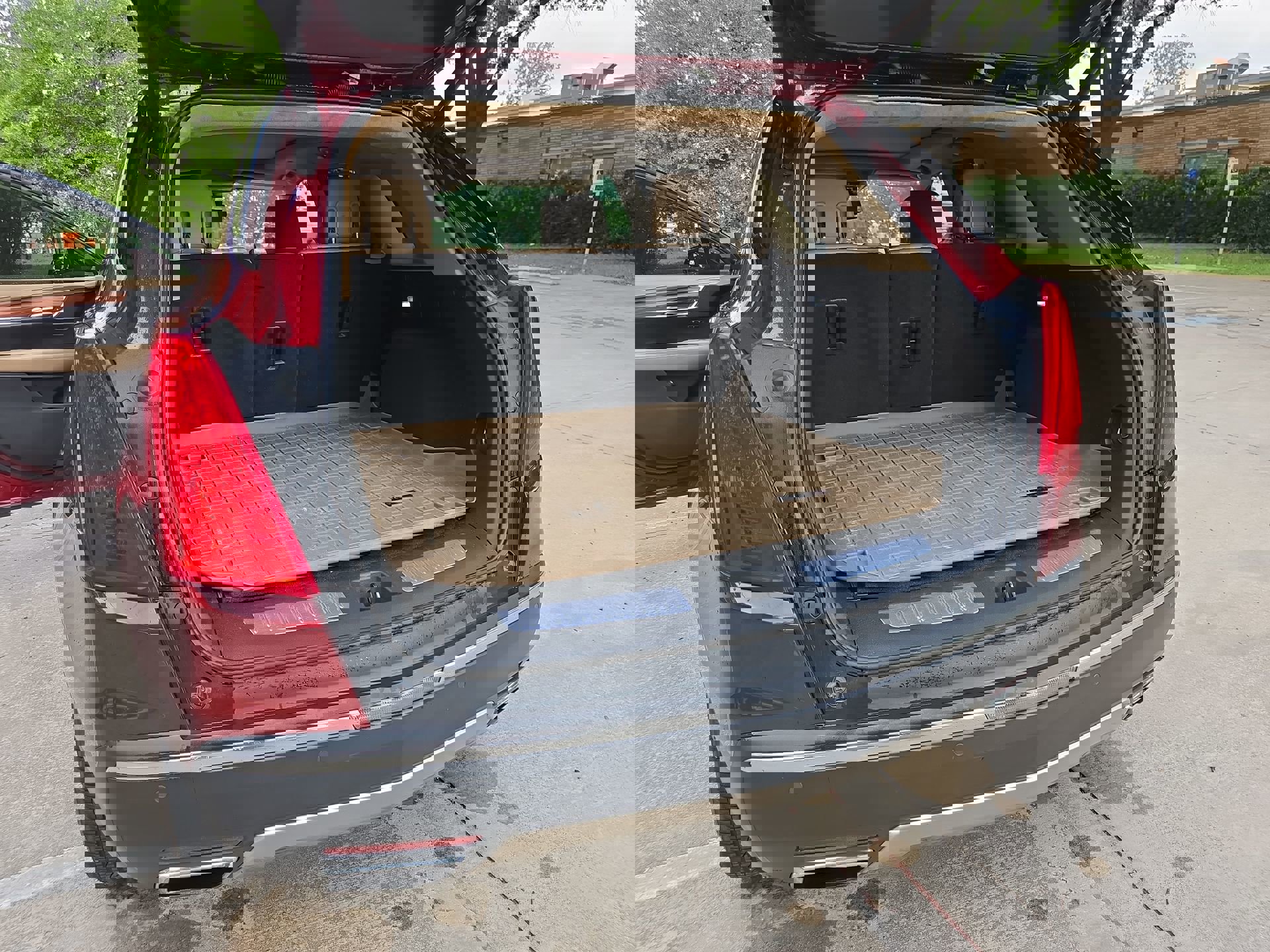 Used 2017 Cadillac XT5 Platinum image 23