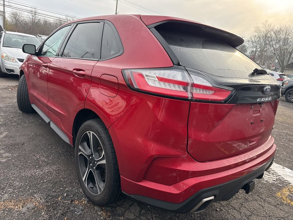 Certified 2022 Ford Edge ST image 3