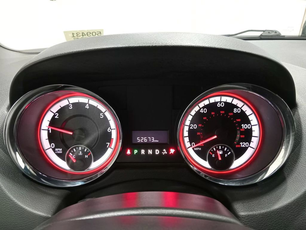 Used 2018 Dodge Grand Caravan SXT image 19