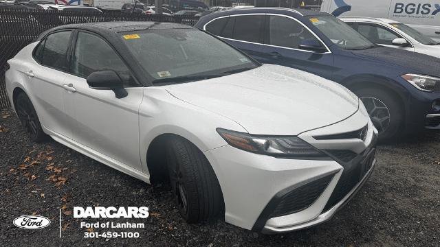 Used 2022 Toyota Camry XSE image 4