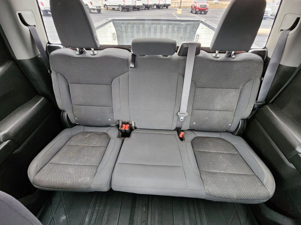 Used 2020 Chevrolet Silverado 1500 Custom w/ Custom Value Package image 11