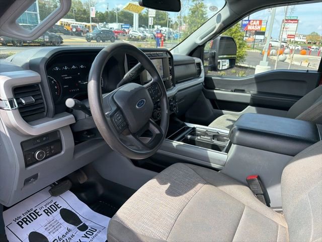 Certified 2023 Ford F350 XLT w/ Snow Plow/Camper Package AWD/4WD image 14