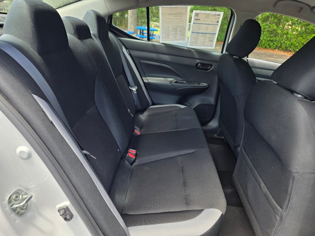 Used 2025 Nissan Versa S FWD image 17