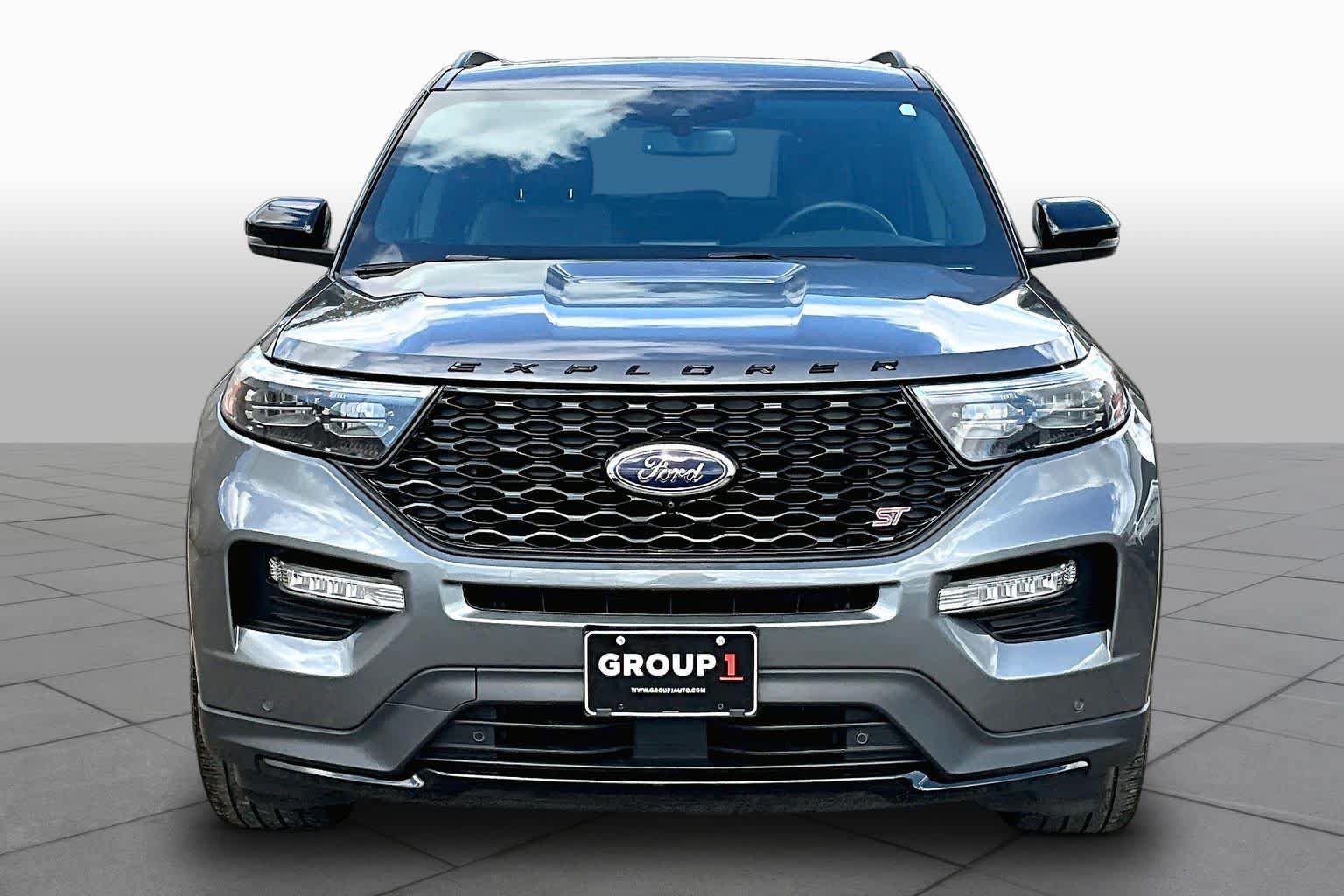 Certified 2023 Ford Explorer ST w/ Equipment Group 401A AWD/4WD image 4