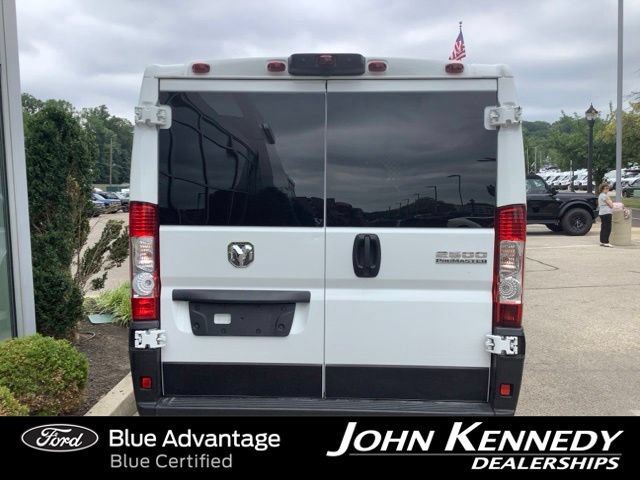 Used 2025 RAM ProMaster 2500 w/ U-Haul Equipment Group FWD image 4