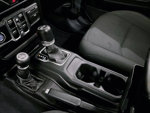 Used 2019 Jeep Wrangler Unlimited Sport S AWD/4WD image 16