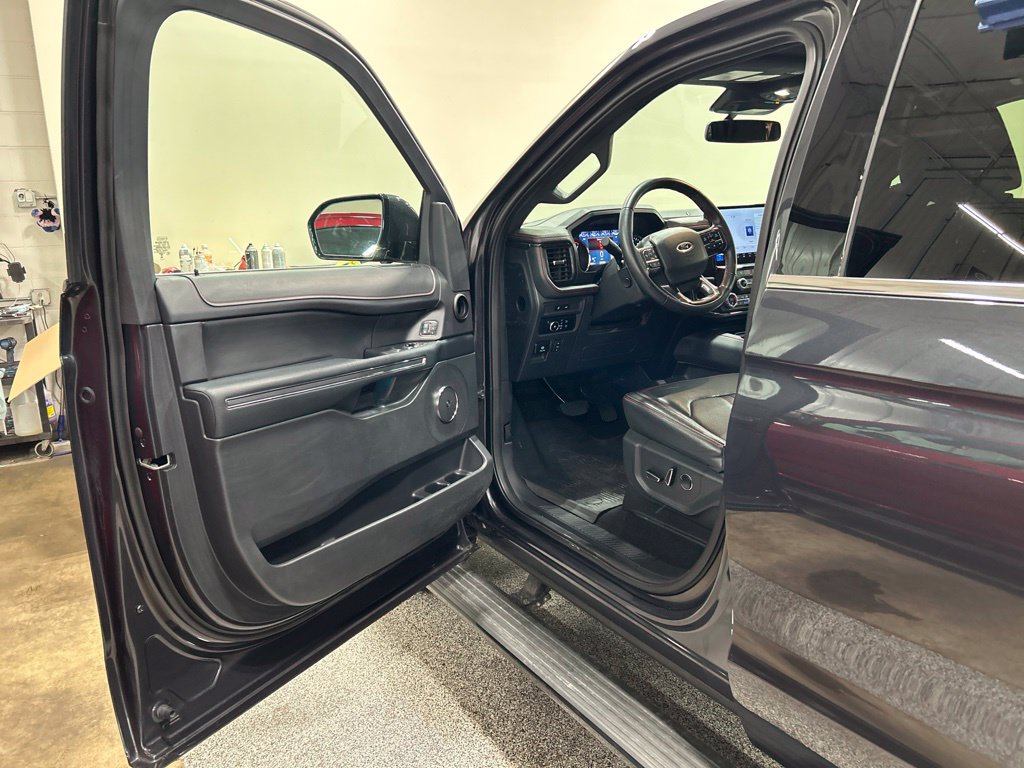 Certified 2024 Ford Expedition Max Limited AWD/4WD image 9
