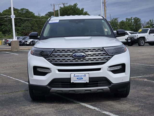Certified 2022 Ford Explorer Limited AWD/4WD image 2