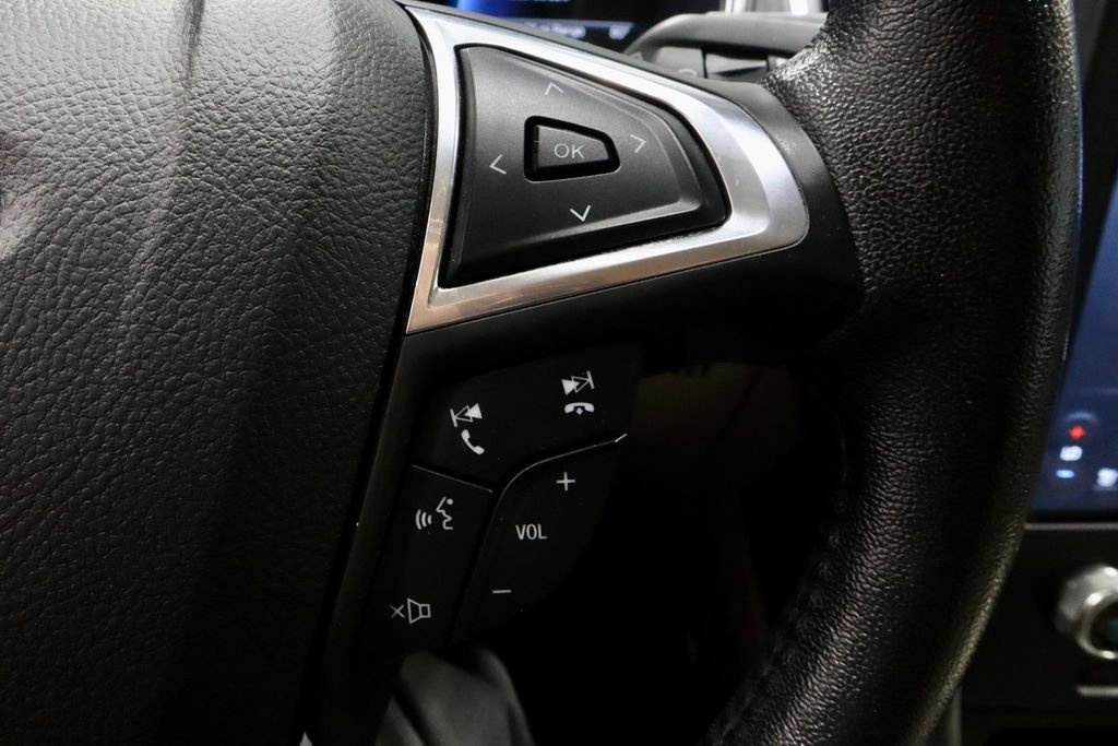 Certified 2021 Ford Edge Titanium w/ Cargo Accessory Package FWD image 28