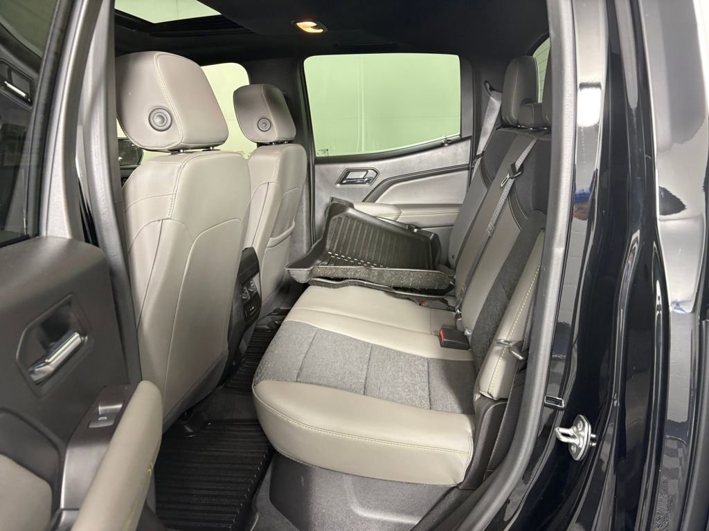 Used 2024 Chevrolet Colorado ZR2 w/ Technology Package image 30