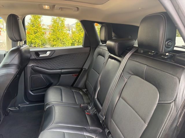 Certified 2020 Ford Escape Titanium image 22