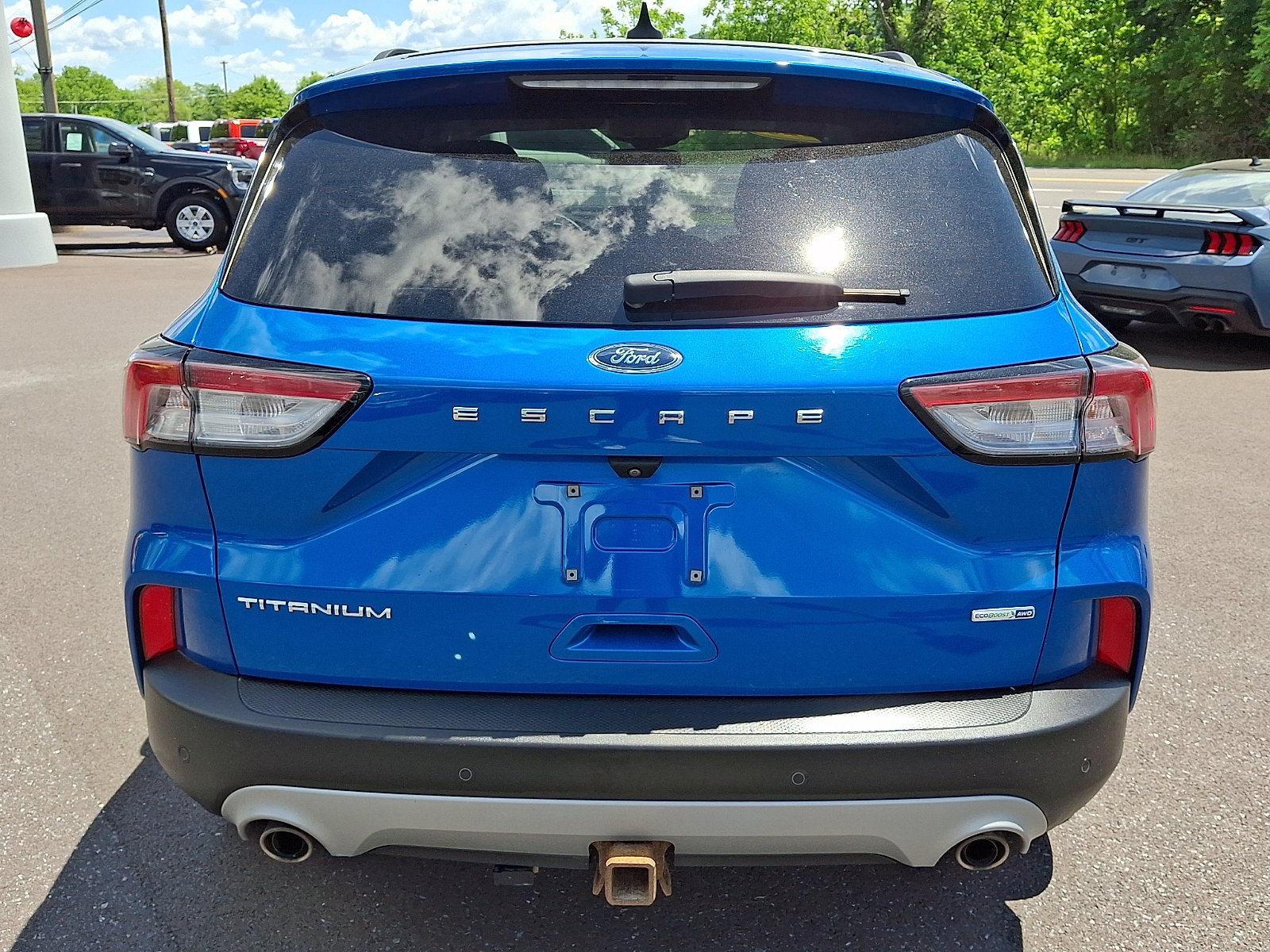Certified 2020 Ford Escape Titanium w/ Titanium Premium Package 2.0 AWD/4WD image 9