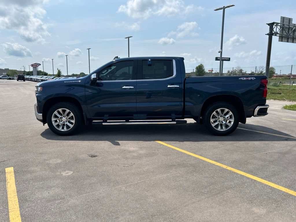 Used 2019 Chevrolet Silverado 1500 LTZ w/ LTZ Premium Package AWD/4WD image 10