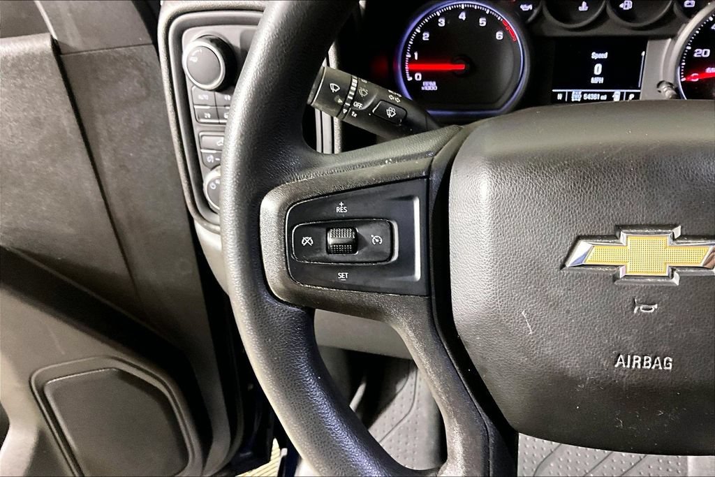 Used 2019 Chevrolet Silverado 1500 Custom w/ Custom Max Trailering Package AWD/4WD image 11