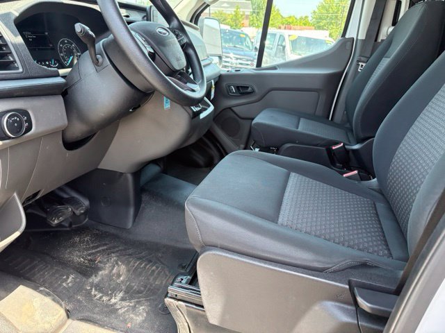 Certified 2025 Ford Transit 250 Low Roof w/ Exterior Upgrade Package RWD image 14
