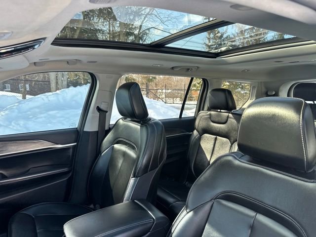 Used 2024 Jeep Grand Cherokee L Limited image 32