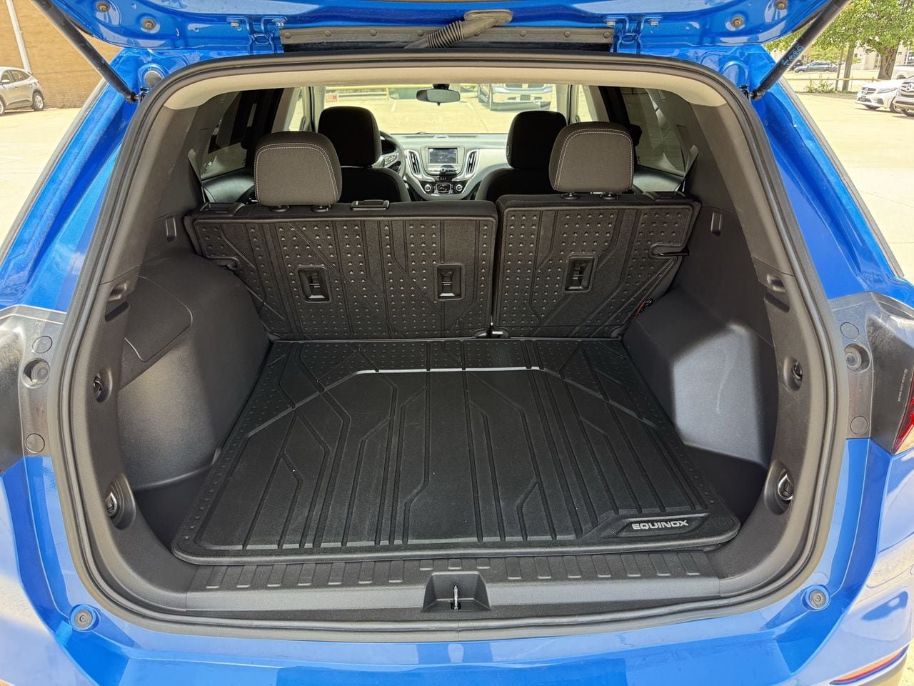 Used 2024 Chevrolet Equinox LS w/ Sport Edition FWD image 27