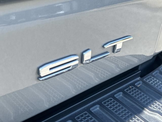 Used 2025 GMC Sierra 1500 SLT w/ SLT Premium Package AWD/4WD image 13