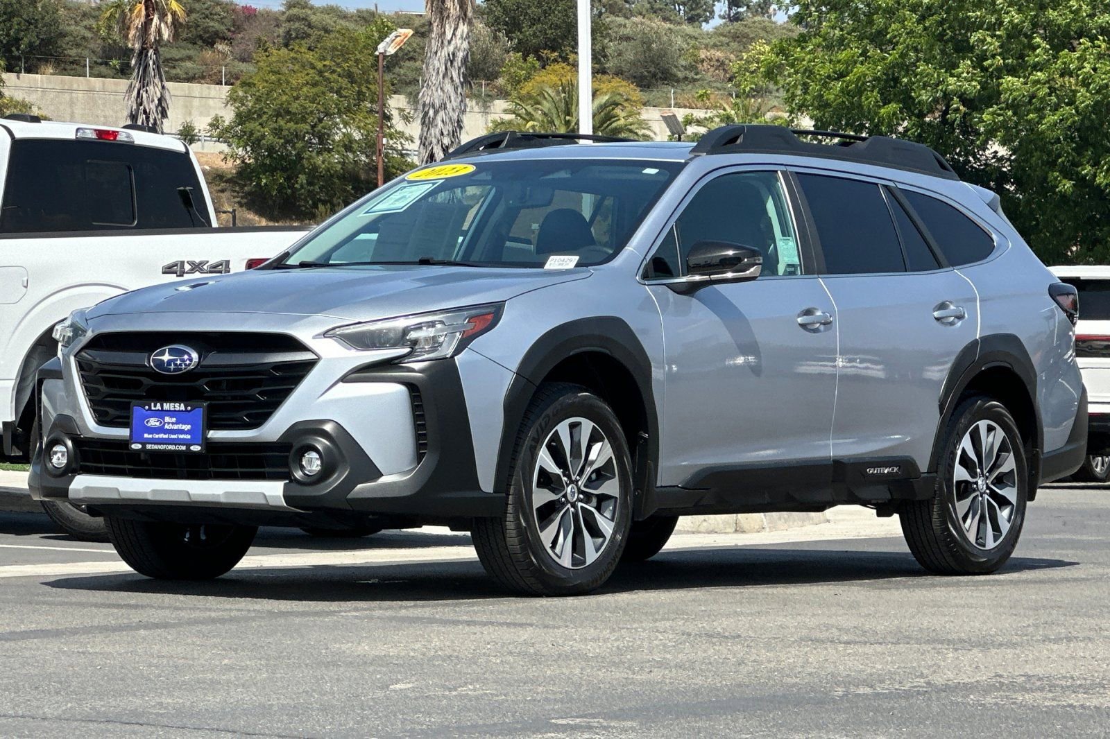Used 2023 Subaru Outback Limited AWD/4WD image 7