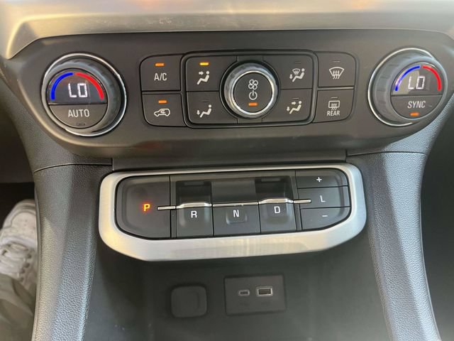 Used 2023 GMC Acadia SLE FWD image 30