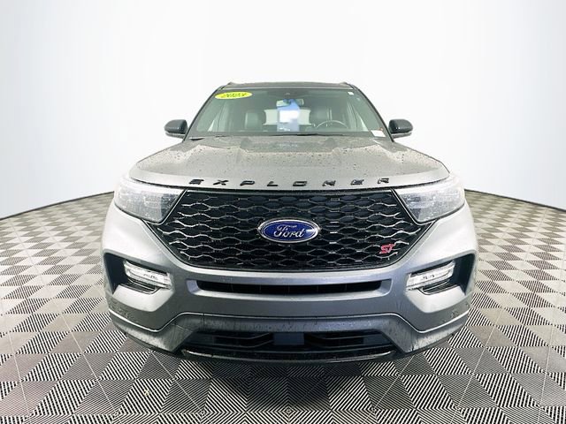 Certified 2023 Ford Explorer ST w/ Equipment Group 401A AWD/4WD image 5