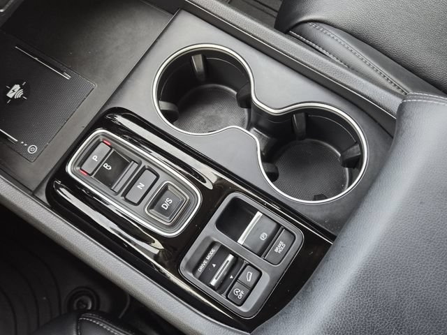 Used 2023 Honda Pilot Touring image 18