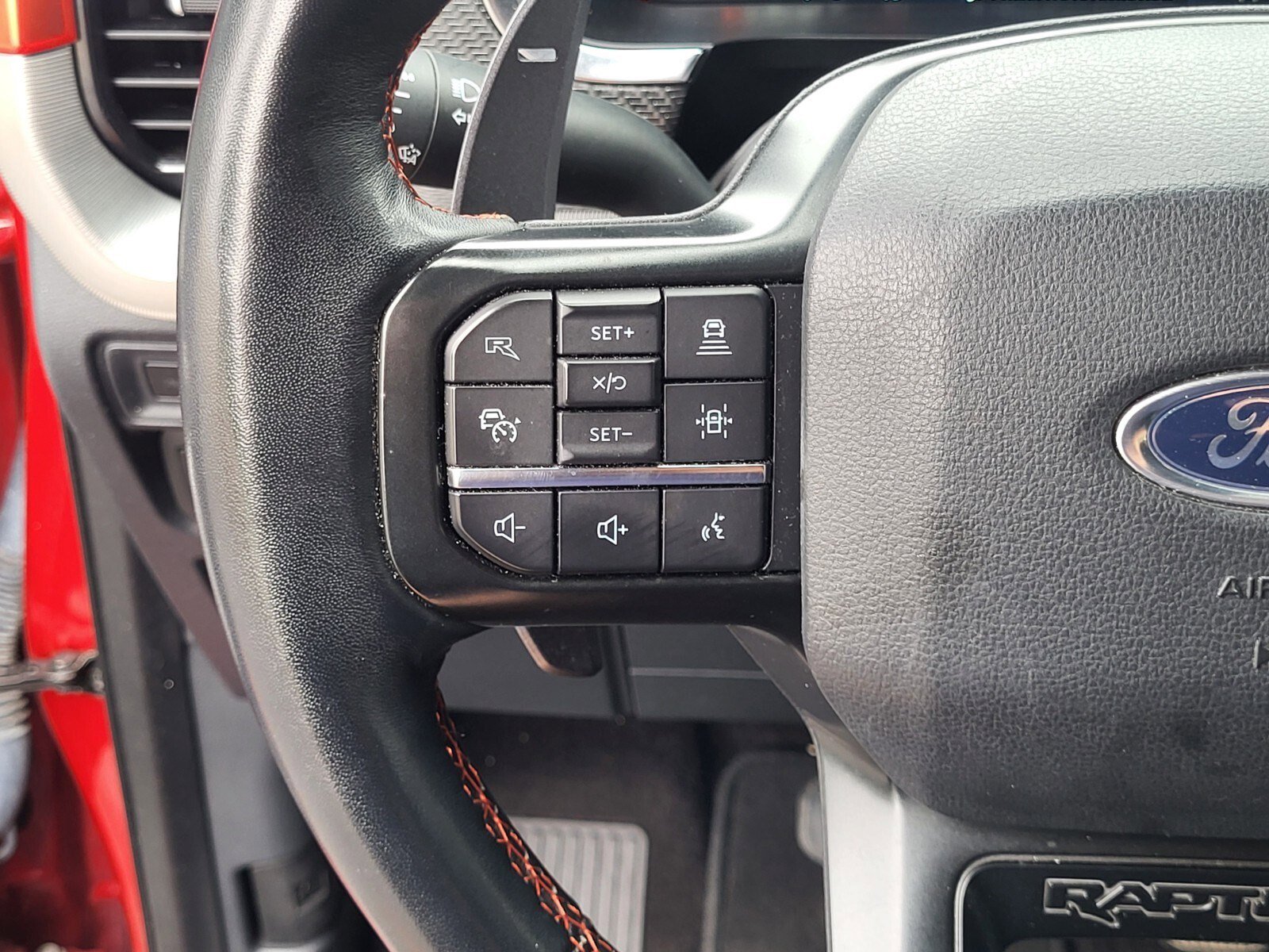 Certified 2022 Ford F150 Raptor w/ Raptor 37 Performance Package image 28