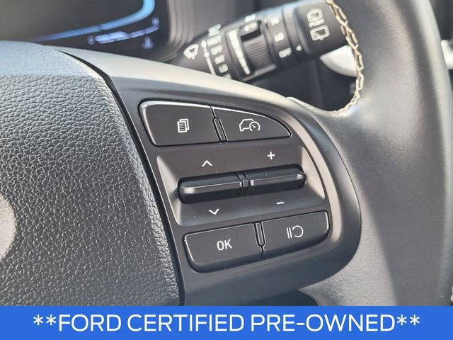 Used 2023 Hyundai Venue Limited FWD image 31