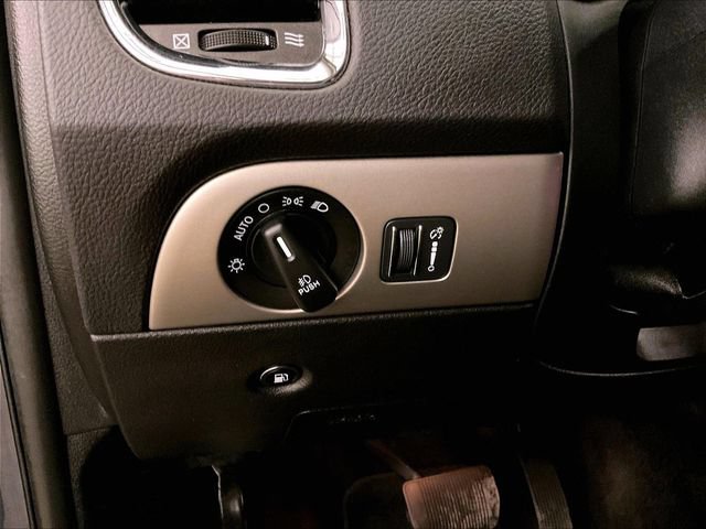 Used 2018 Dodge Durango SXT w/ Quick Order Package 2BB AWD/4WD image 30