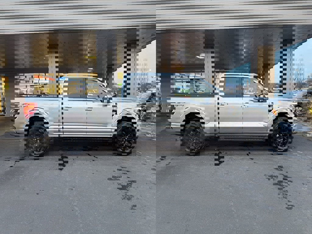 Certified 2025 Ford F150 Lariat image 3