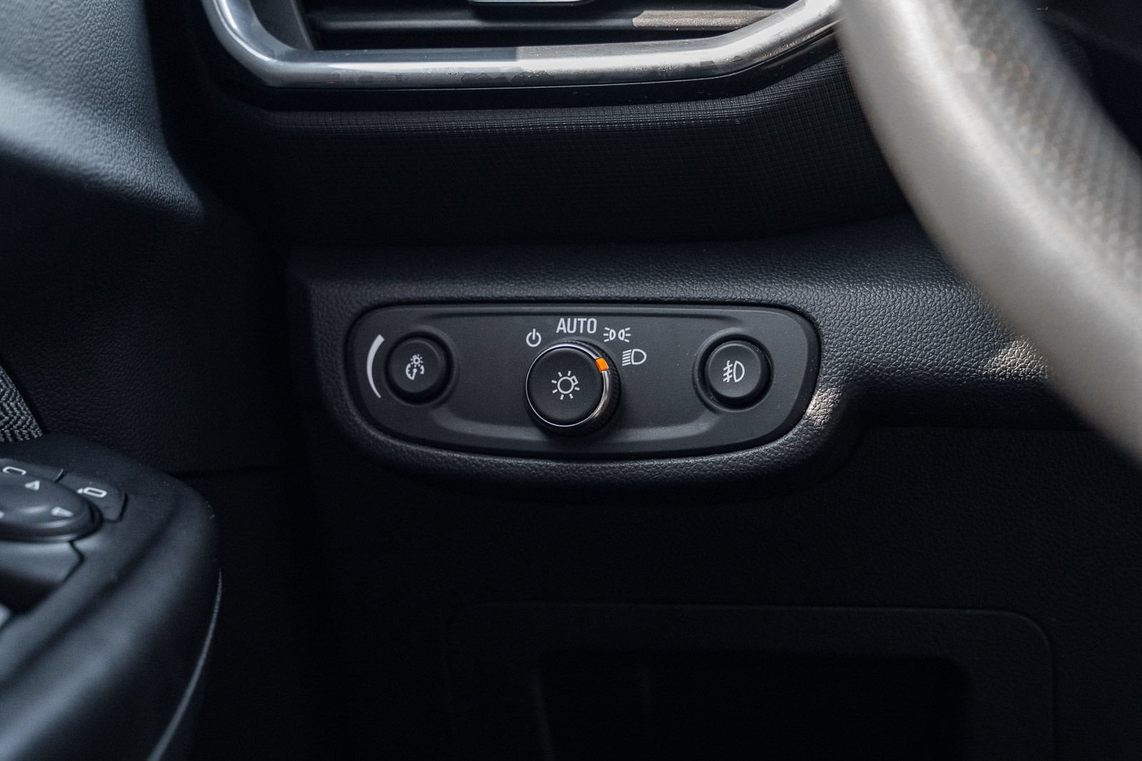 Used 2021 Chevrolet TrailBlazer LT FWD image 26