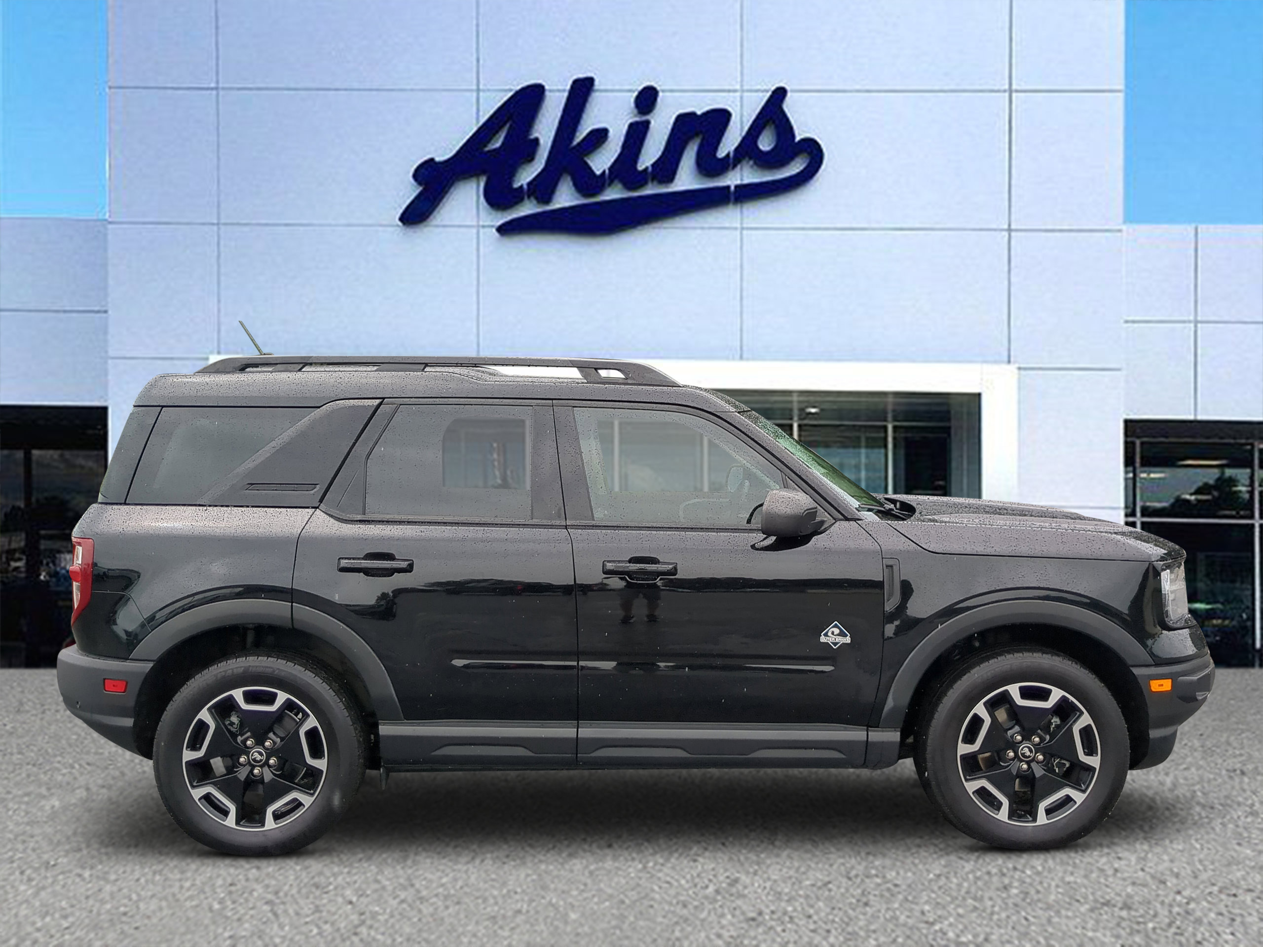 Certified 2022 Ford Bronco Sport Outer Banks AWD/4WD image 1
