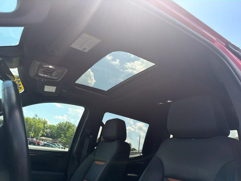 Used 2022 GMC Sierra 1500 AT4 w/ AT4 Premium Package AWD/4WD image 14