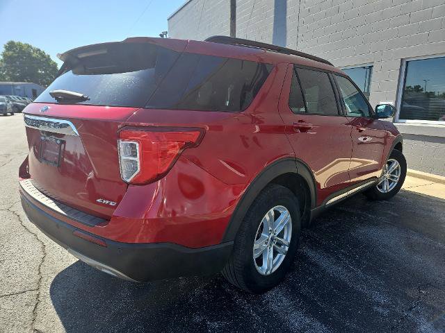 Certified 2023 Ford Explorer XLT w/ Equipment Group 202A AWD/4WD image 7