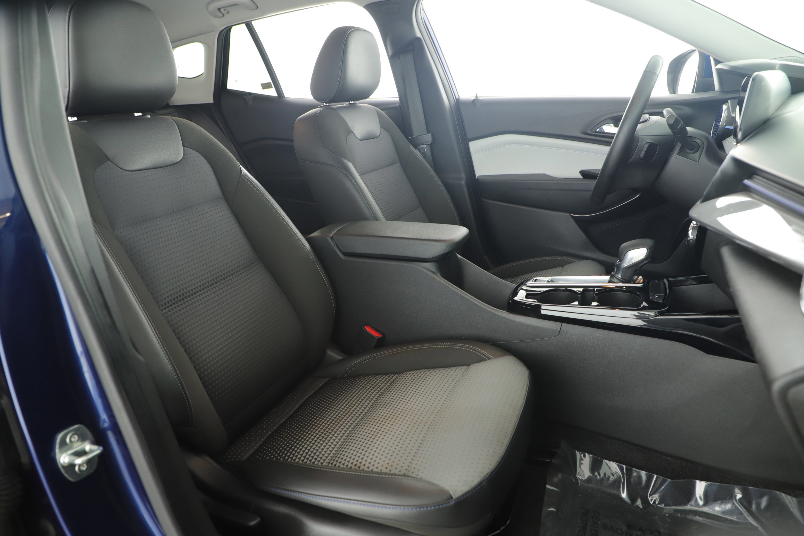 Used 2024 Chevrolet Trax LT w/ Driver Confidence Package image 20