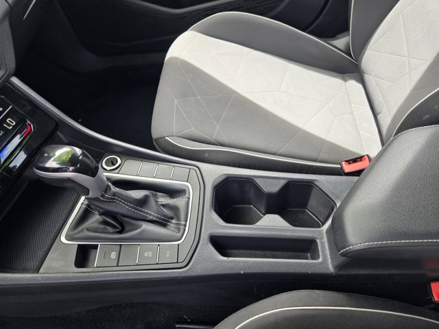 Used 2025 Volkswagen Jetta Sport FWD image 23