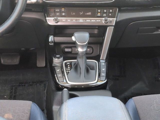 Used 2025 Kia Seltos S AWD/4WD image 19