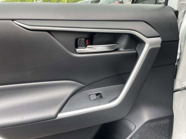 Used 2021 Toyota RAV4 XLE FWD image 23