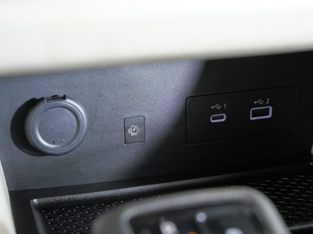 Used 2023 Nissan Pathfinder SL AWD/4WD image 27